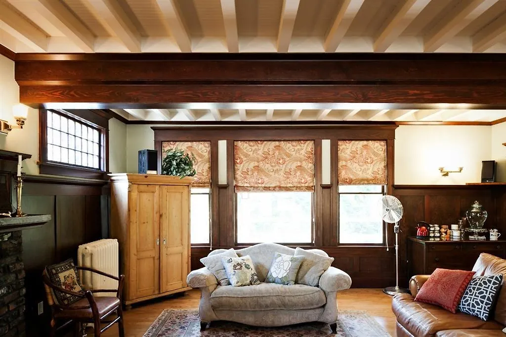 The Gatewood Bed And Breakfast Seattle